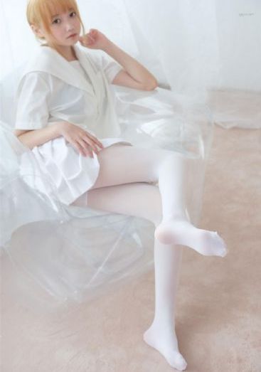 年轻的女老师2