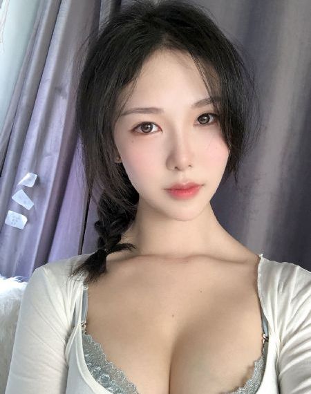 关于她的五段情事