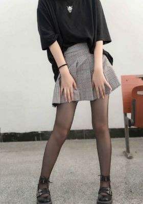 《妈妈的庭院》电视剧