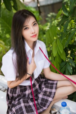 八戒网站午夜在线观看美女