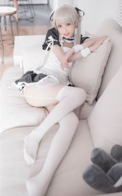美丽的姑娘播放视频